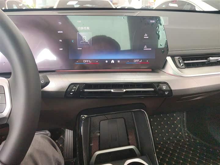 Фото 13 - BMW X1