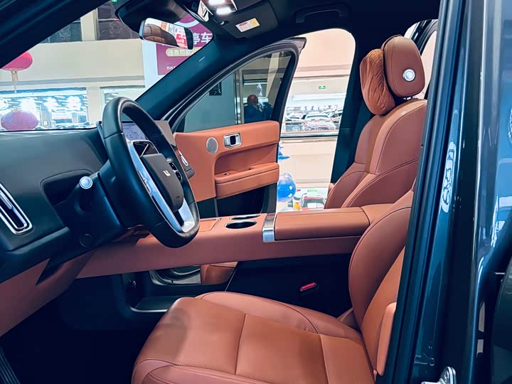 Фото 10 - LiXiang L6