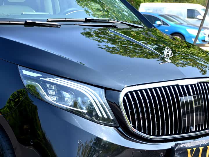 Фото 7 - Mercedes-Benz V-Class