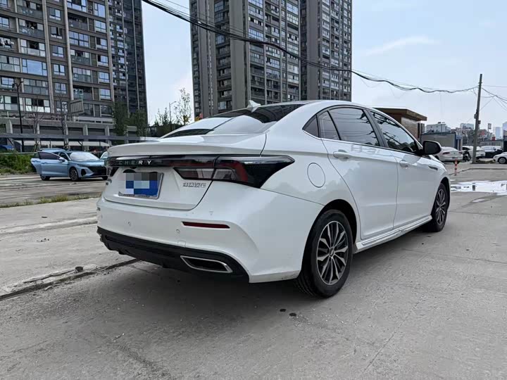 Фото 17 - Chery Omoda S5 (Arrizo 5 Plus)