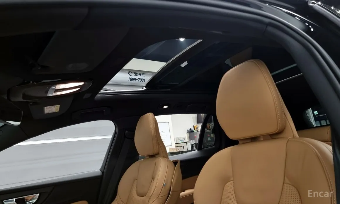 Фото 18 - Volvo V60