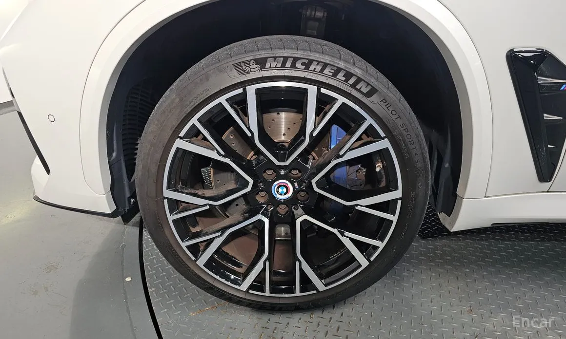 Фото 5 - BMW X5 M