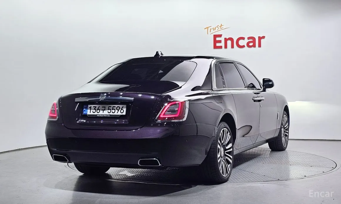Фото 2 - Rolls-Royce Ghost