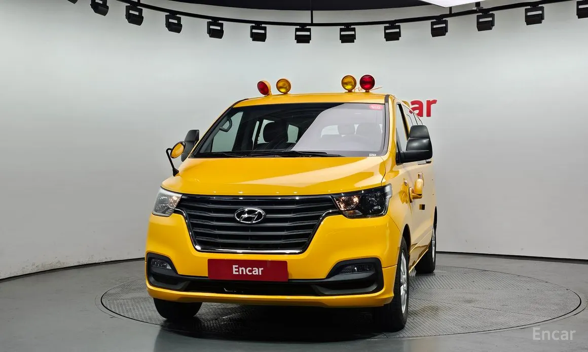 Фото 3 - Hyundai Starex