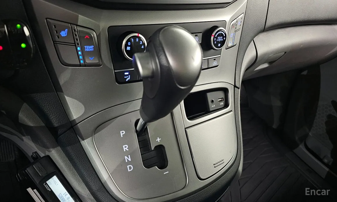 Фото 9 - Hyundai Starex