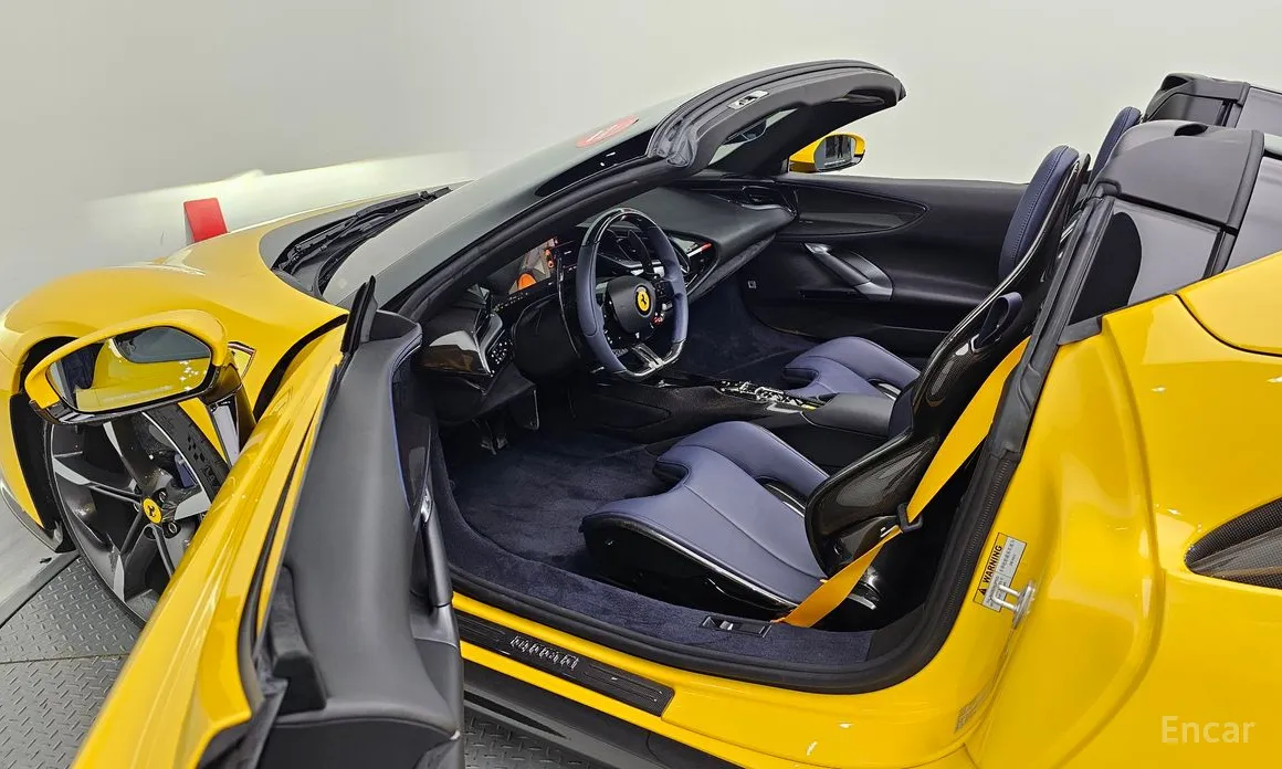 Фото 11 - Ferrari SF90