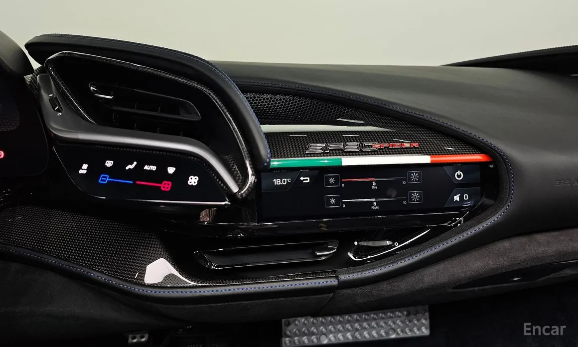 Фото 15 - Ferrari SF90