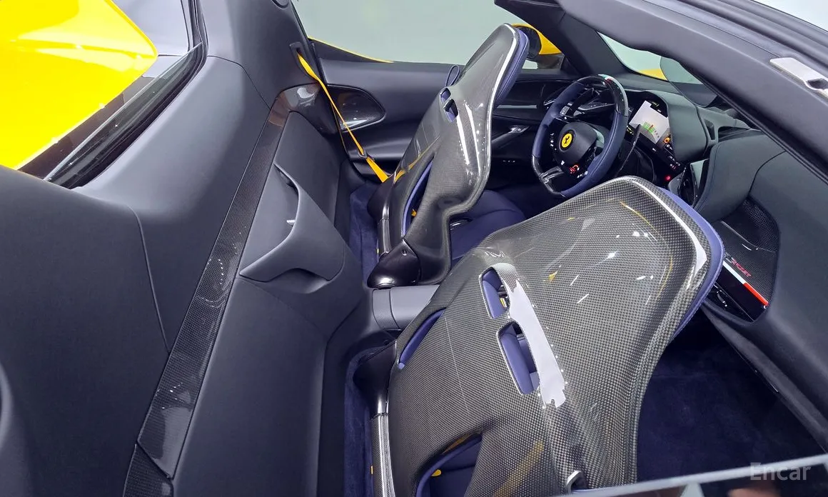 Фото 19 - Ferrari SF90