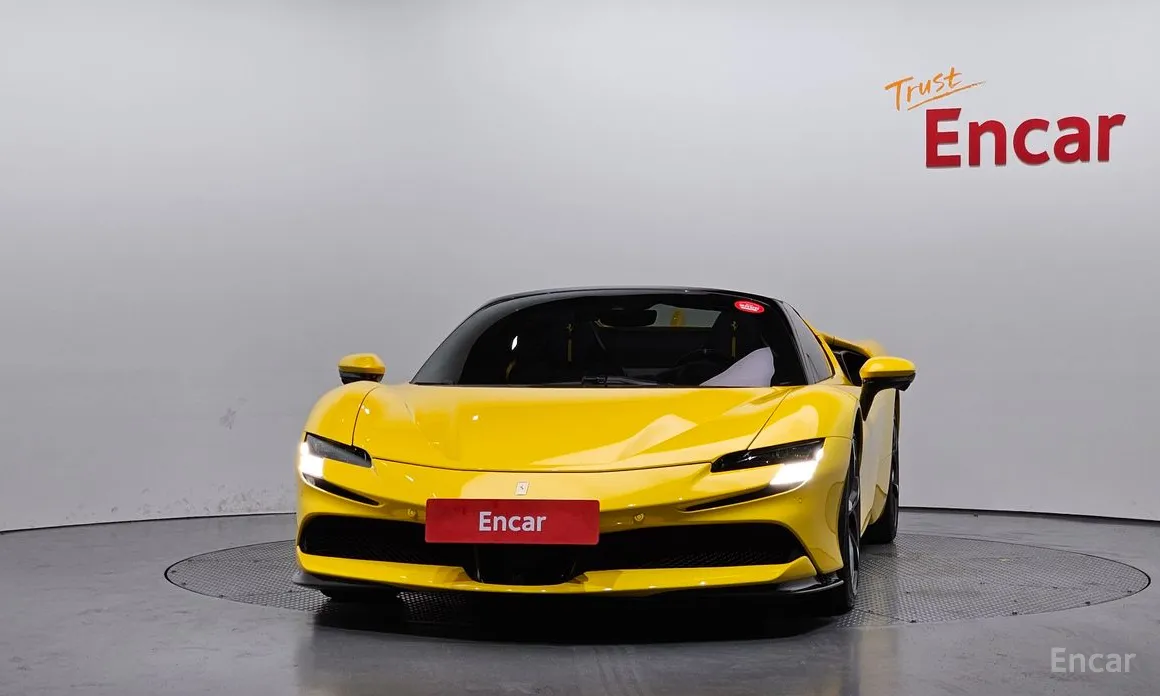 Фото 3 - Ferrari SF90