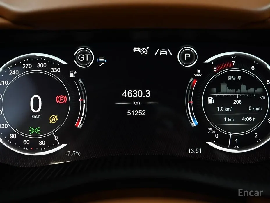 Фото 8 - Aston Martin DBX