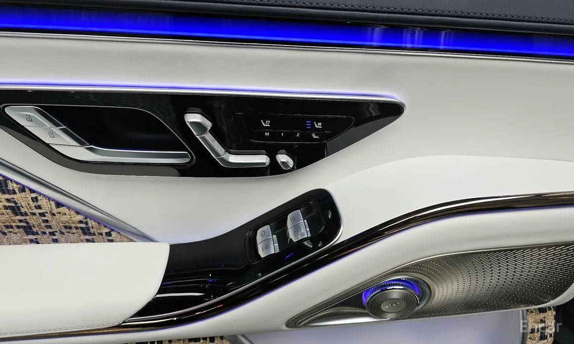 Фото 18 - Mercedes-Benz S-Class