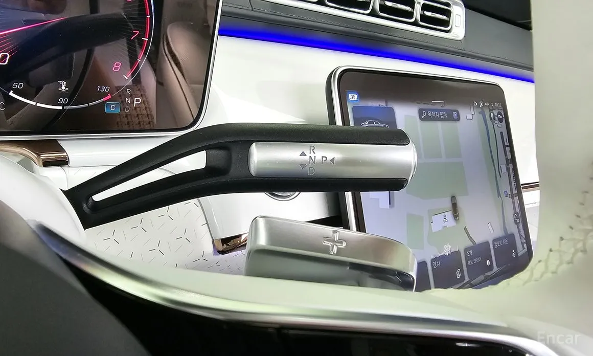 Фото 9 - Mercedes-Benz S-Class