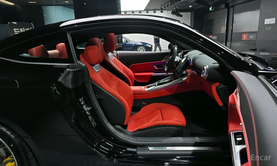 Фото 11 - Mercedes-Benz AMG GT