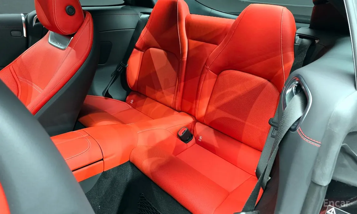 Фото 12 - Mercedes-Benz AMG GT