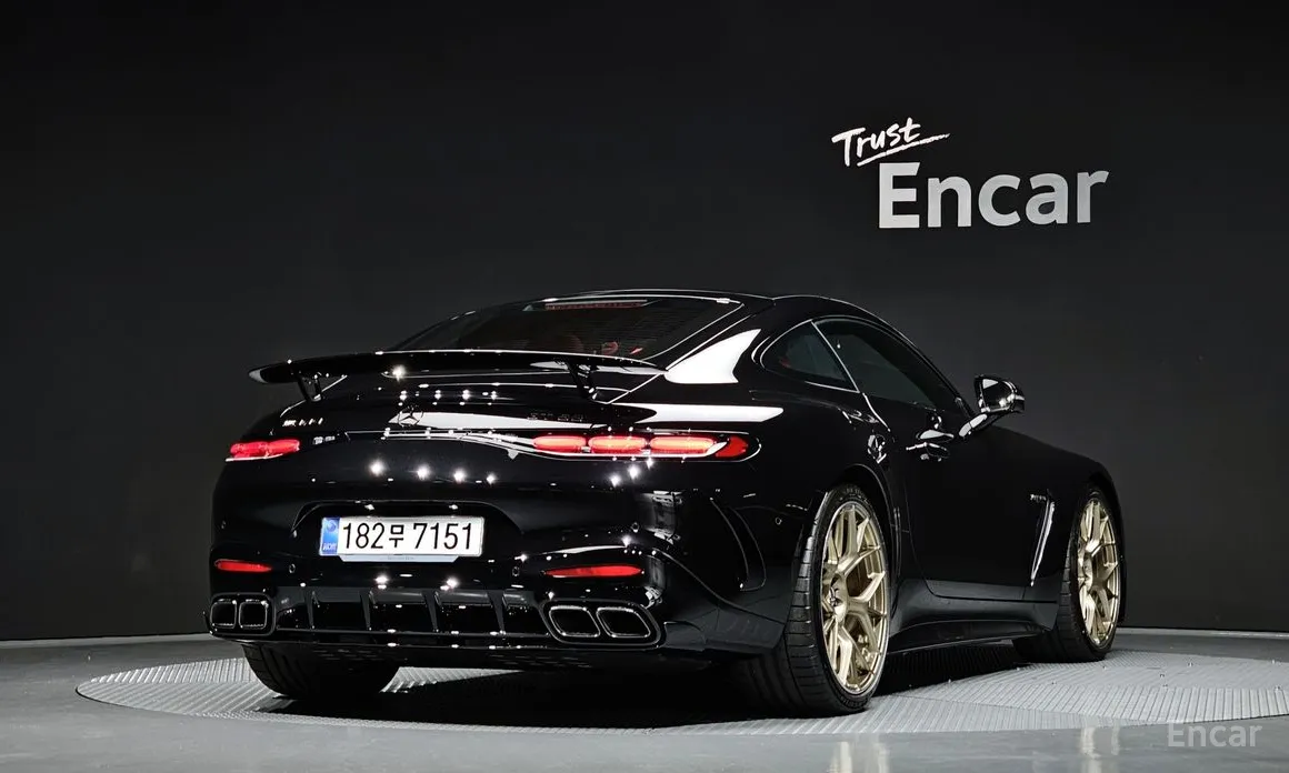 Фото 2 - Mercedes-Benz AMG GT