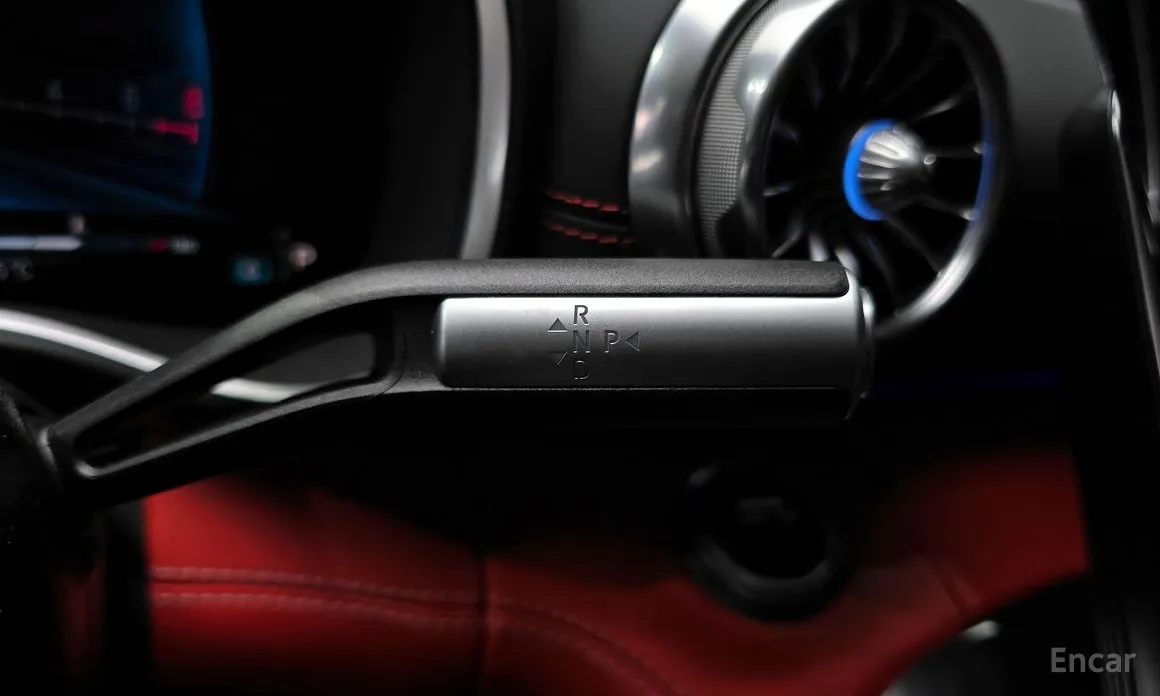 Фото 9 - Mercedes-Benz AMG GT