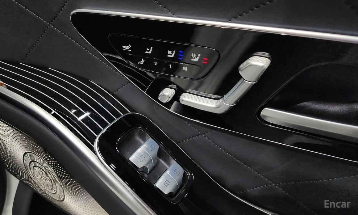 Фото 19 - Mercedes-Benz S-Class