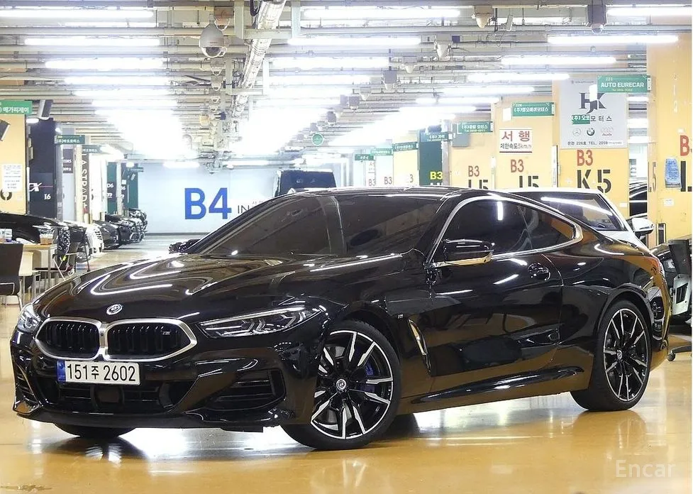 Фото 1 - BMW 8 Series