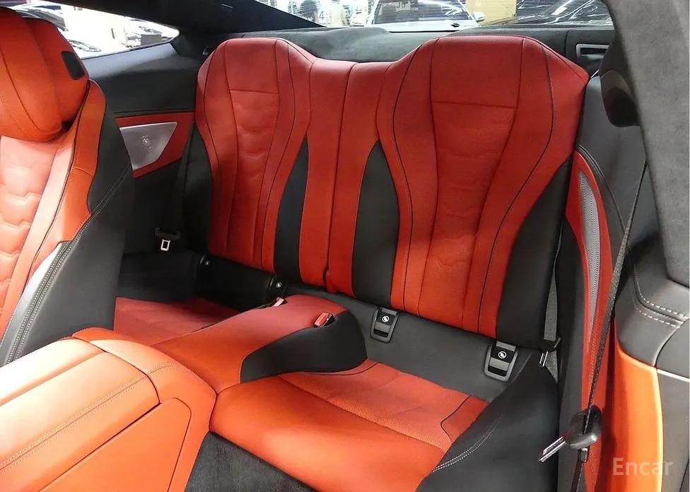 Фото 18 - BMW 8 Series