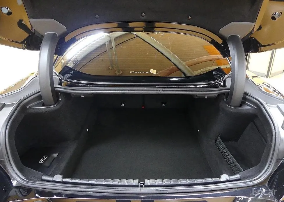 Фото 4 - BMW 8 Series