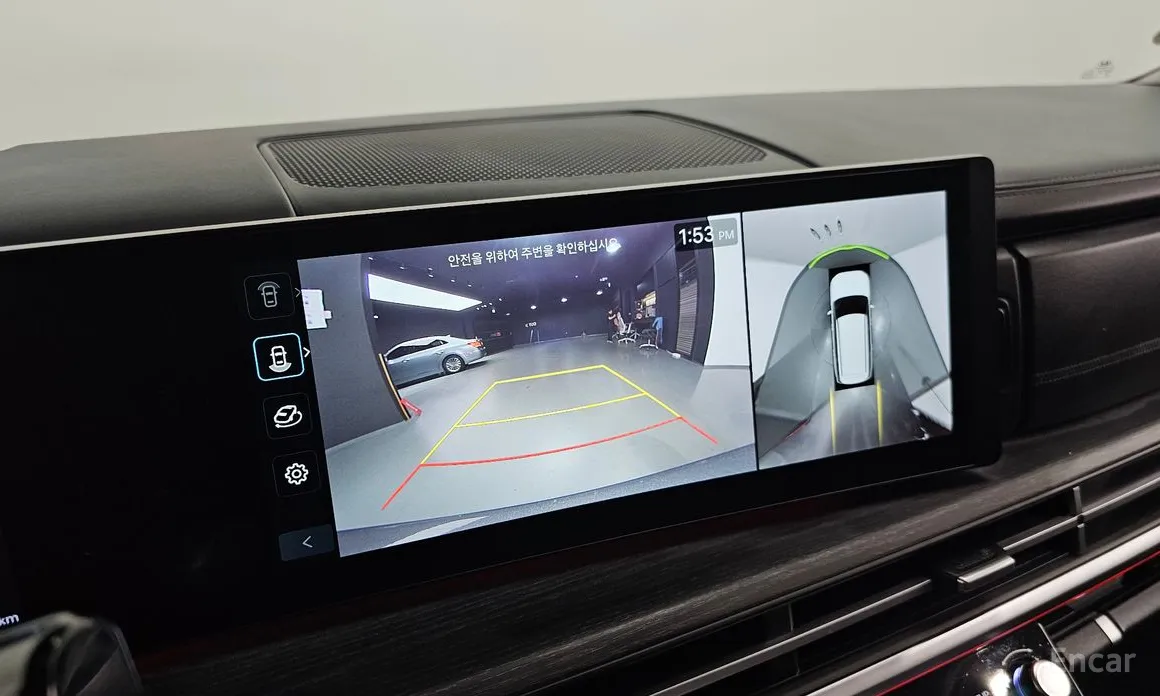 Фото 14 - Hyundai Santa Fe