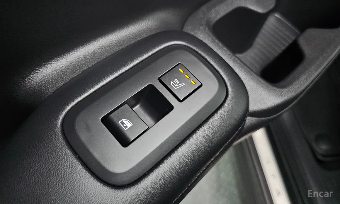 Фото 17 - Hyundai Santa Fe