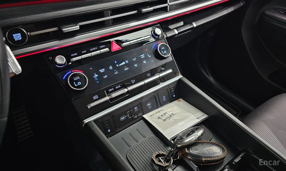 Фото 20 - Hyundai Santa Fe