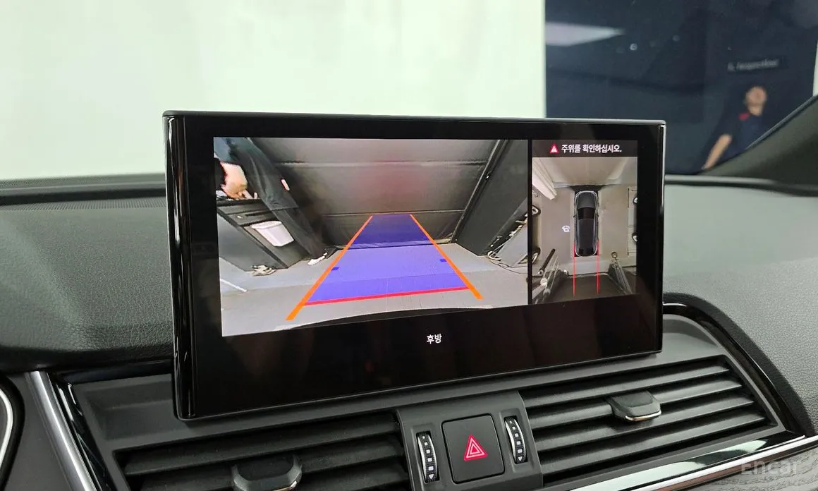 Фото 15 - Audi Q5