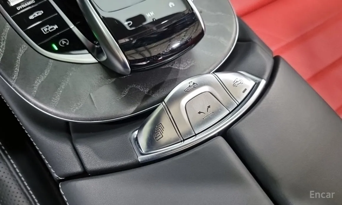 Фото 14 - Mercedes-Benz E-Class