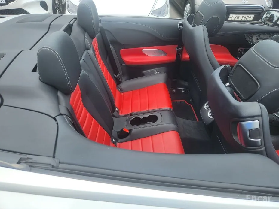 Фото 20 - Mercedes-Benz E-Class