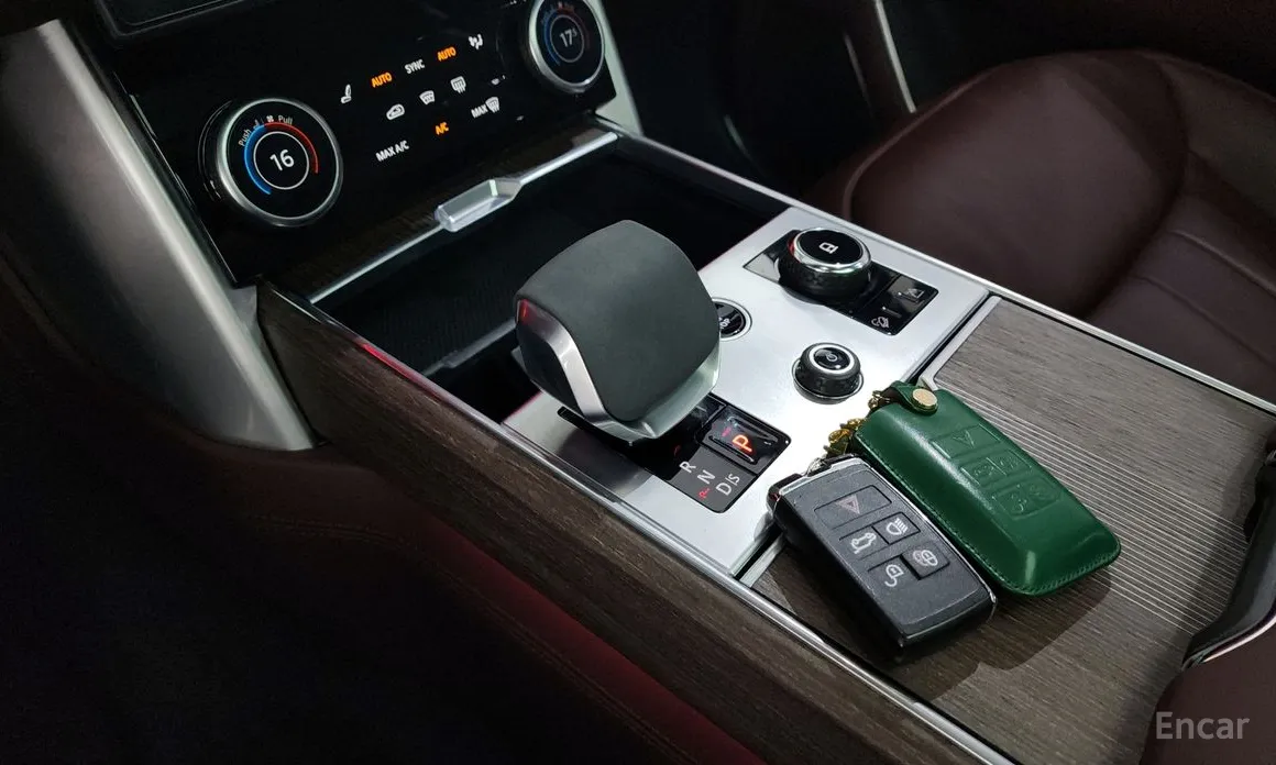 Фото 9 - Land Rover Range Rover