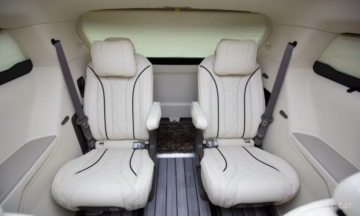 Фото 14 - Kia Carnival