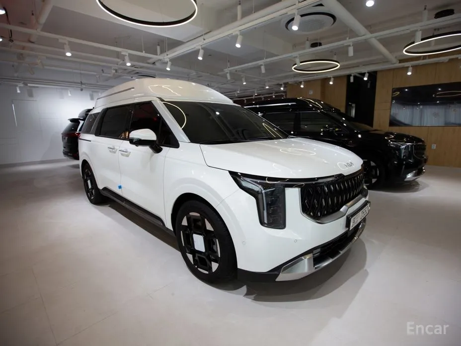 Фото 2 - Kia Carnival