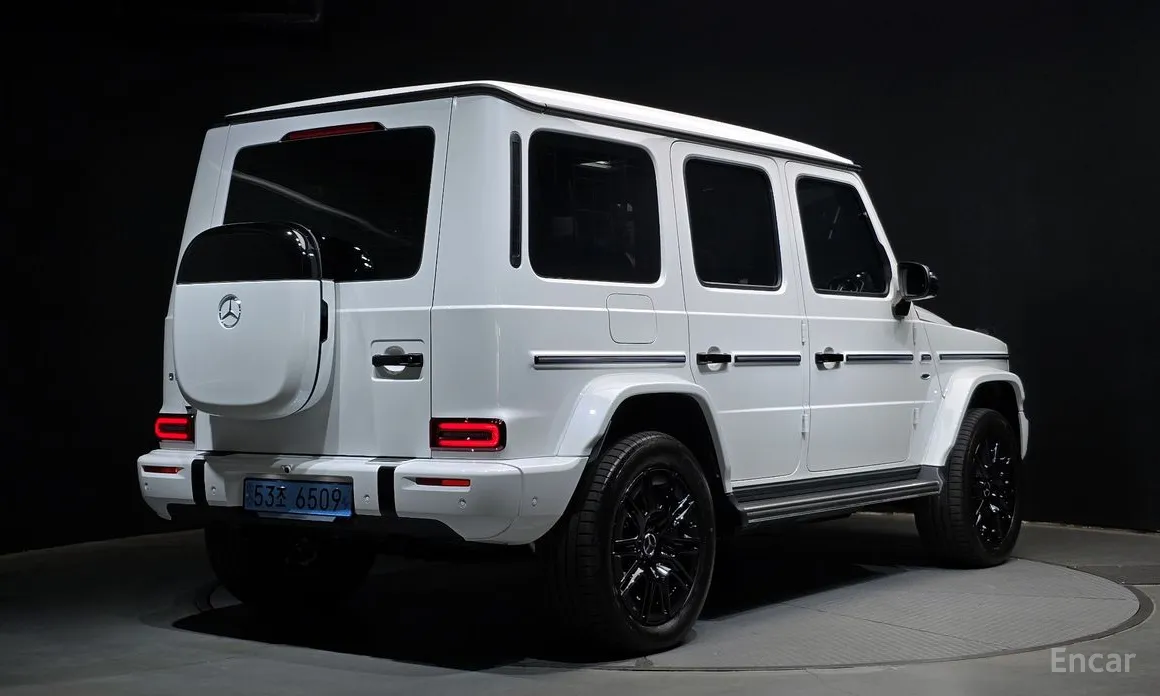 Фото 2 - Mercedes-Benz G-Class