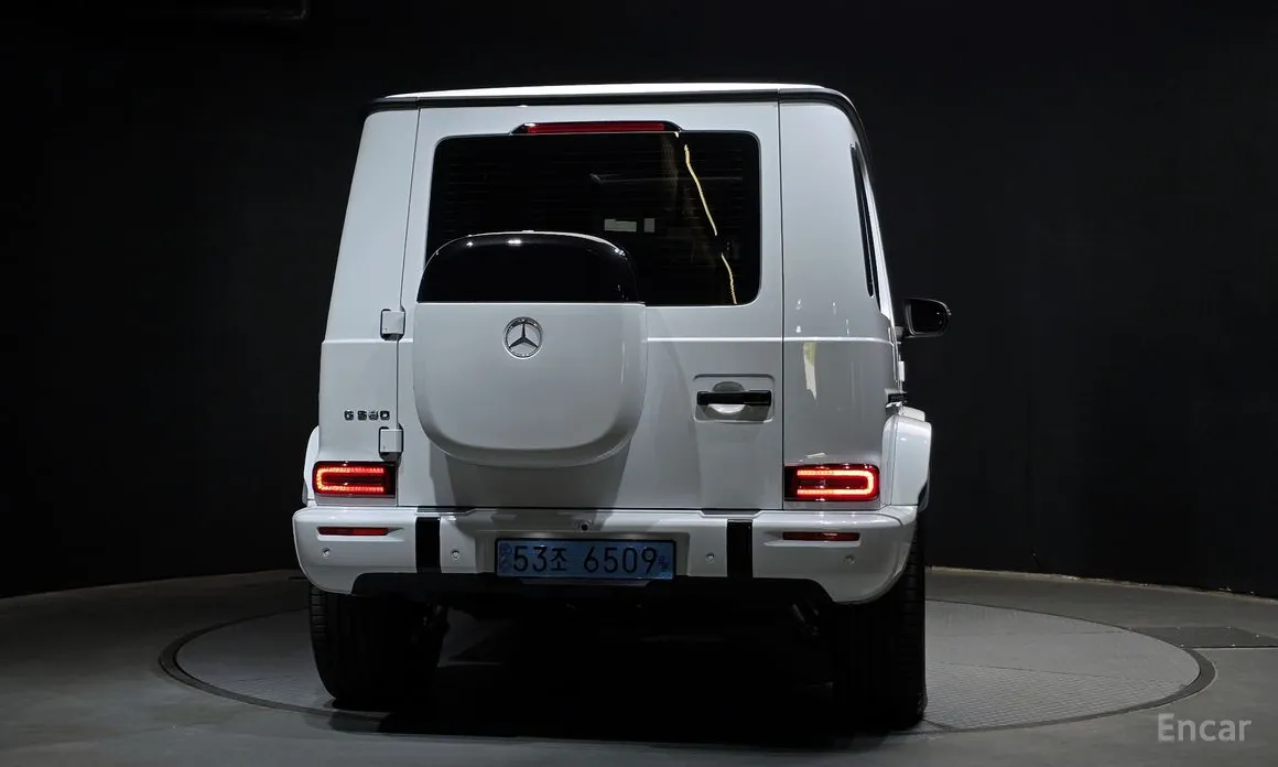 Фото 4 - Mercedes-Benz G-Class