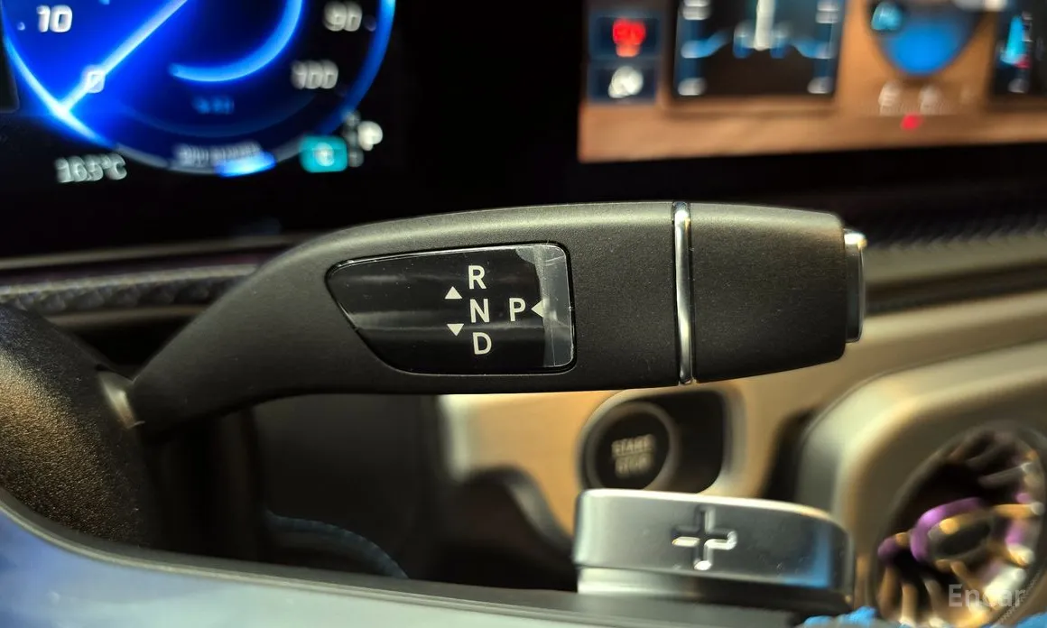 Фото 9 - Mercedes-Benz G-Class