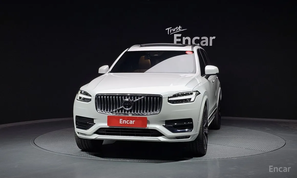 Фото 3 - Volvo XC90
