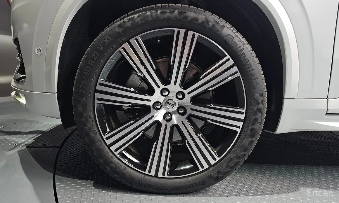 Фото 5 - Volvo XC90