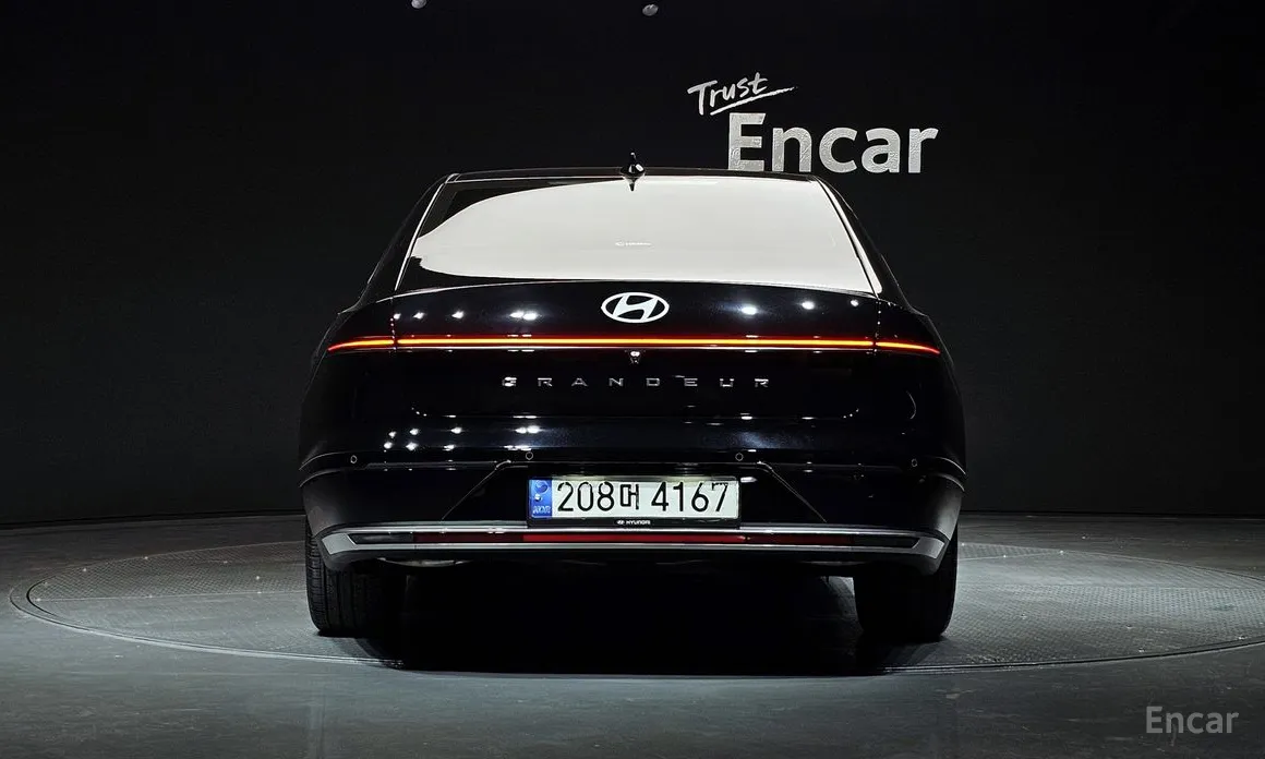 Фото 4 - Hyundai Grandeur