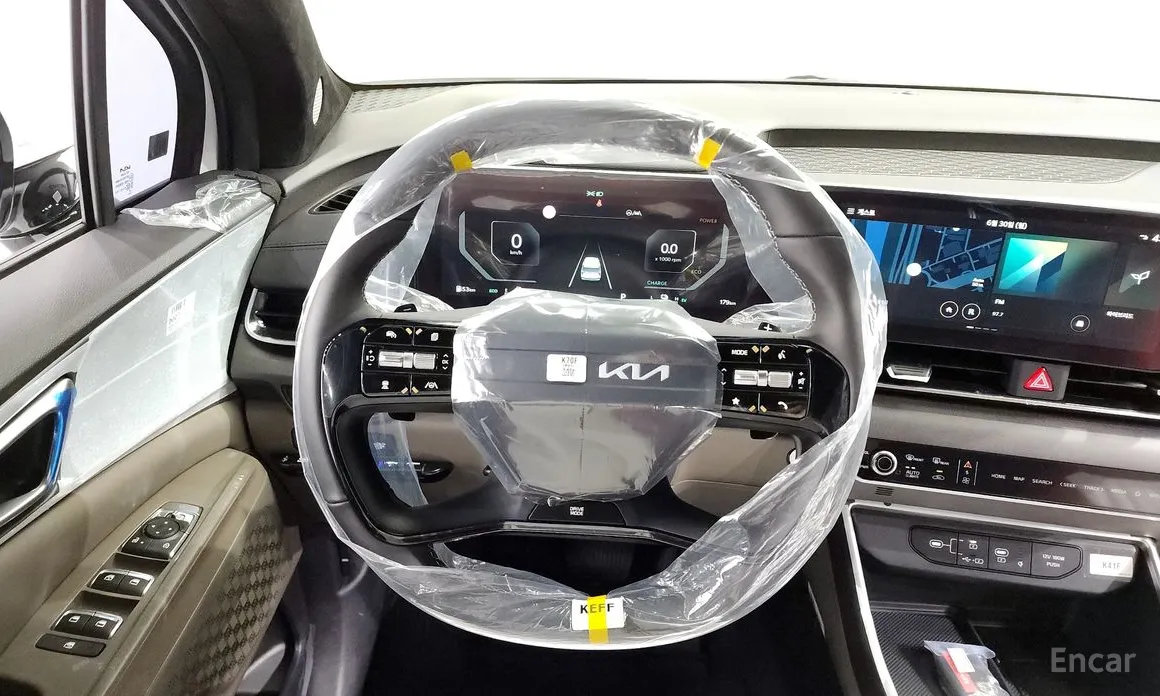 Фото 13 - Kia Carnival