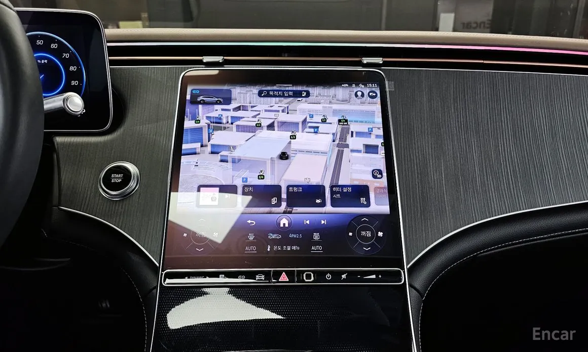 Фото 16 - Mercedes-Benz EQS