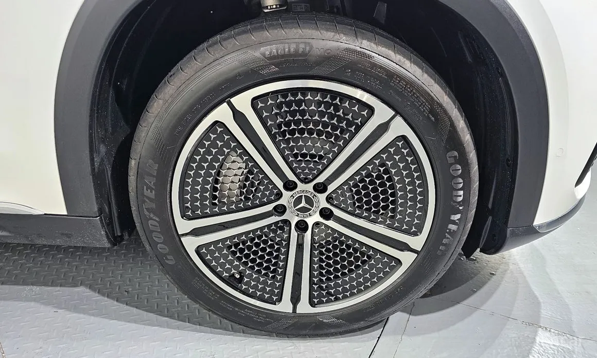 Фото 5 - Mercedes-Benz EQS