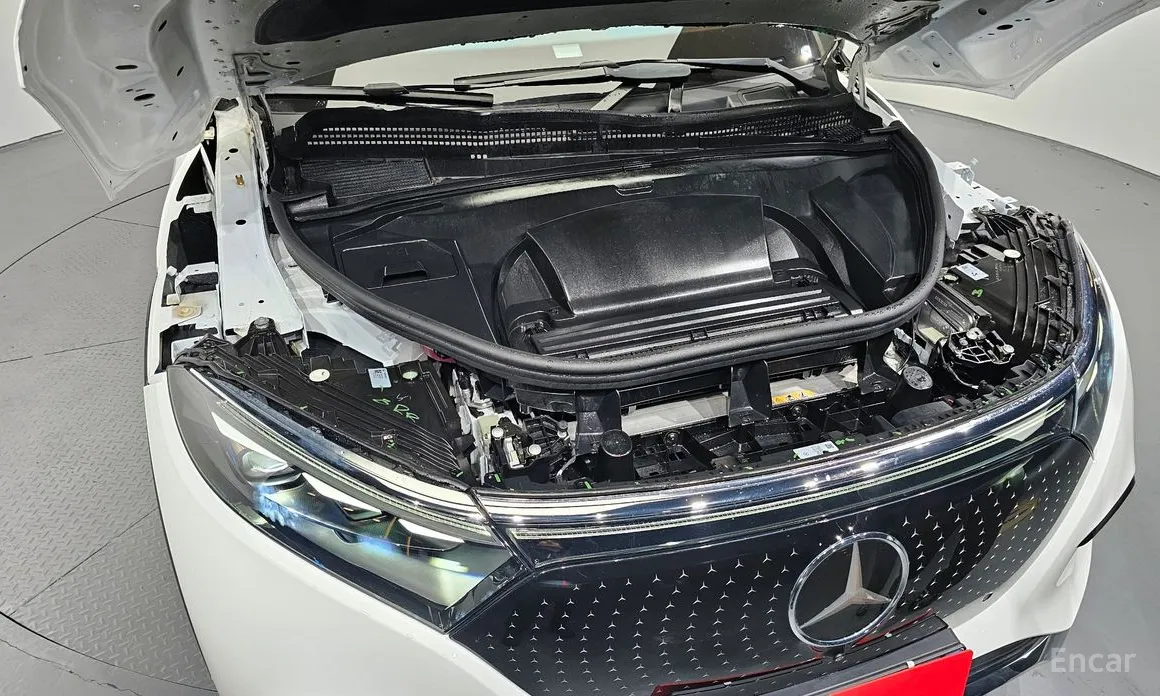 Фото 6 - Mercedes-Benz EQS