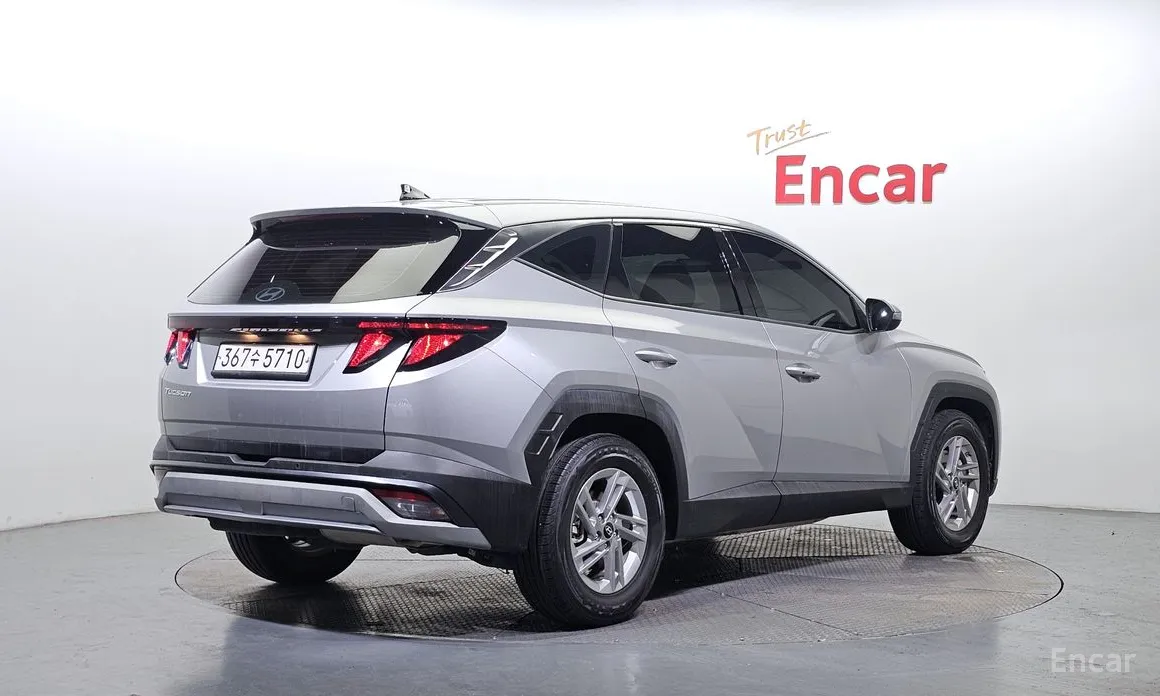 Фото 2 - Hyundai Tucson