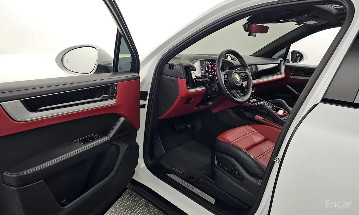 Фото 10 - Porsche Cayenne