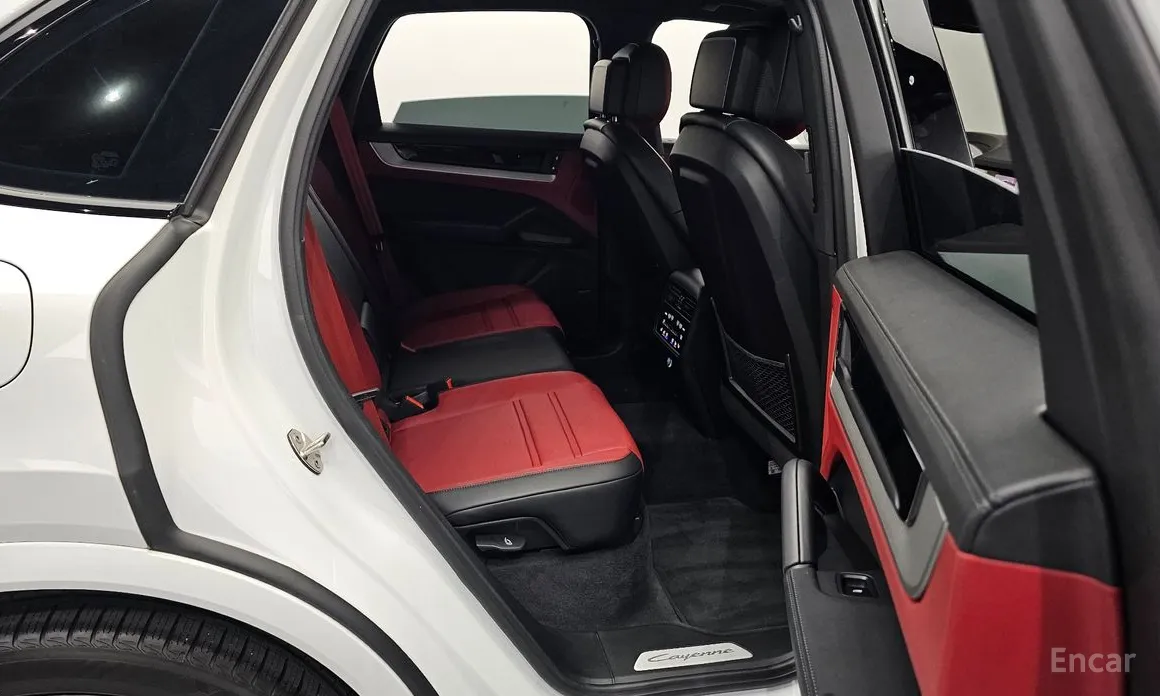 Фото 12 - Porsche Cayenne