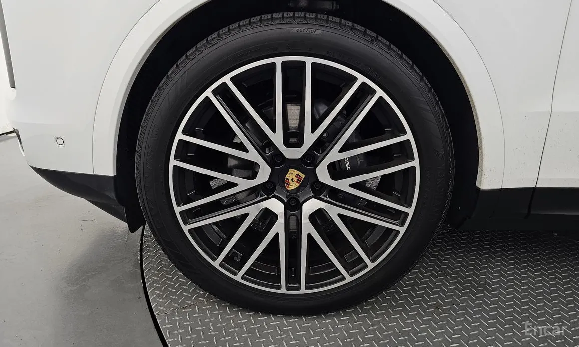 Фото 5 - Porsche Cayenne