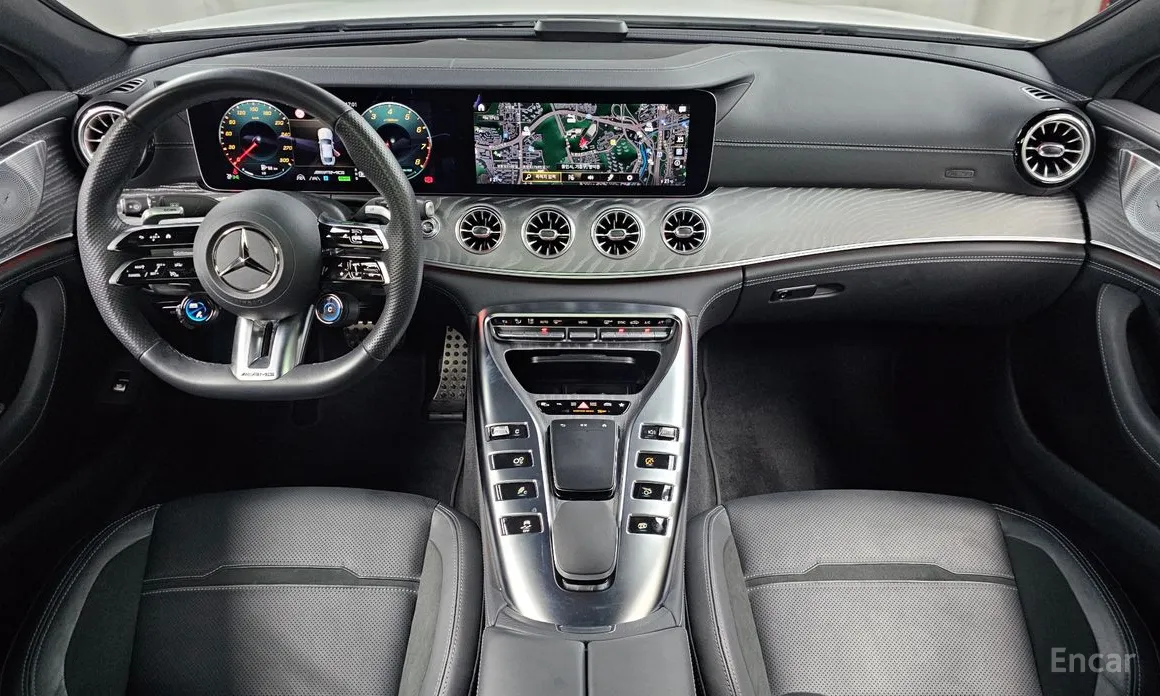 Фото 7 - Mercedes-Benz AMG GT