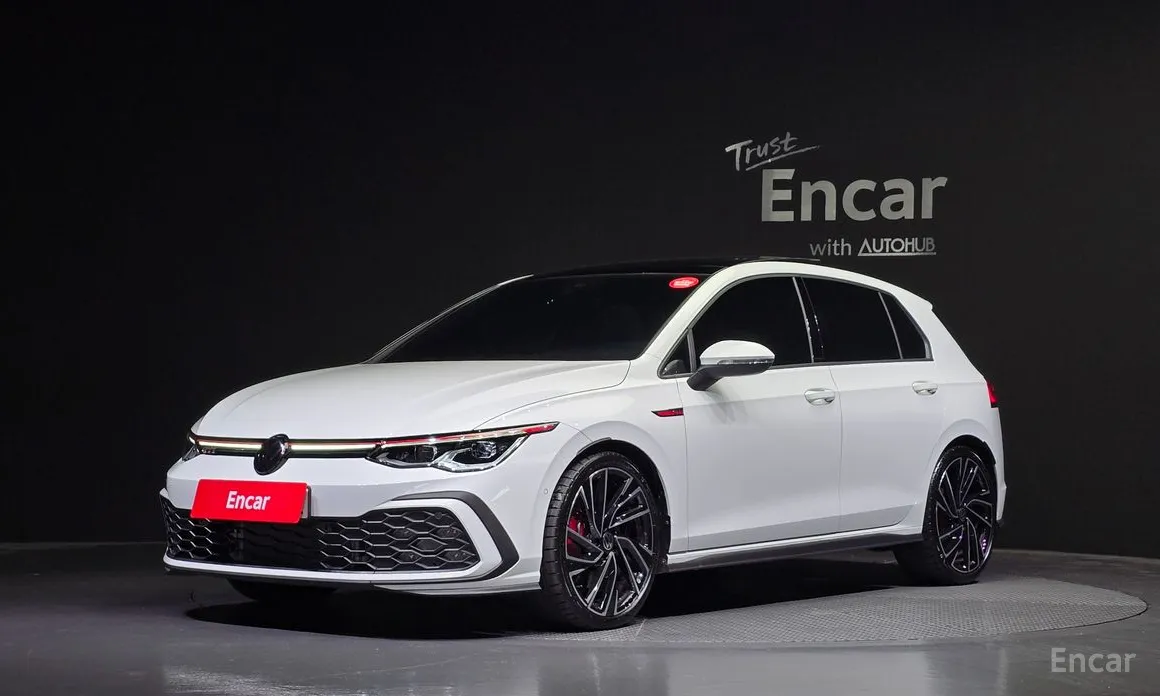 Фото 1 - Volkswagen Golf