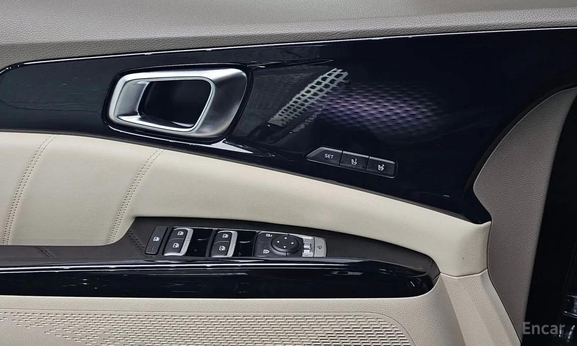 Фото 14 - Kia Carnival